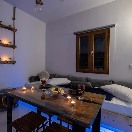 Paradise Casa Fira (Santorini)